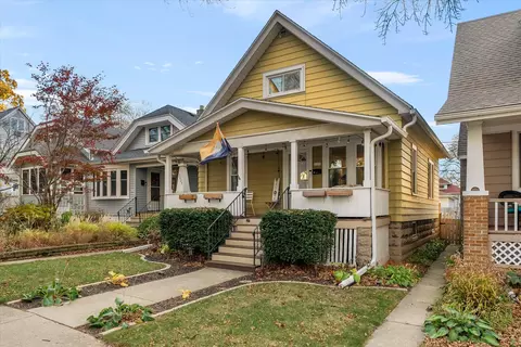 3321 S Delaware, Milwaukee, WI 53207