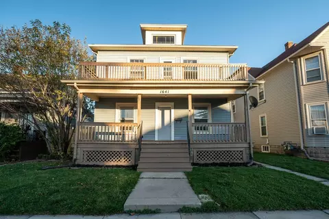 1641 Quincy, Racine, WI 53405