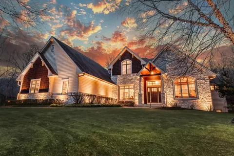 w283n3871 Yorkshire, Delafield, WI 53072