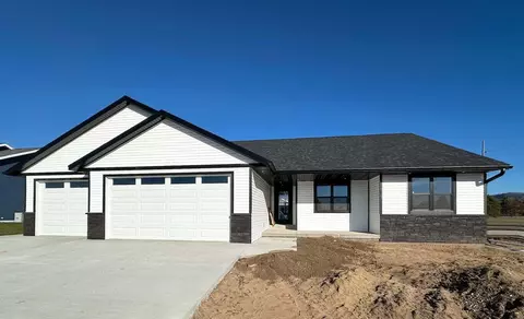 2003 Spakenburg, Holmen, WI 54636