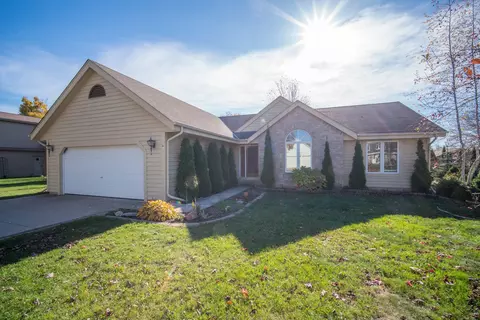 167 W Acorn, Grafton, WI 53024