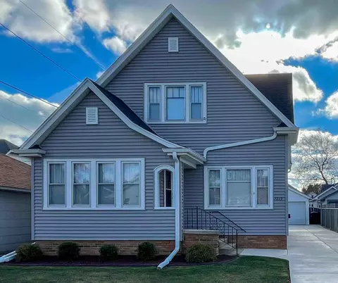 1213 Augusta, Racine, WI 53402