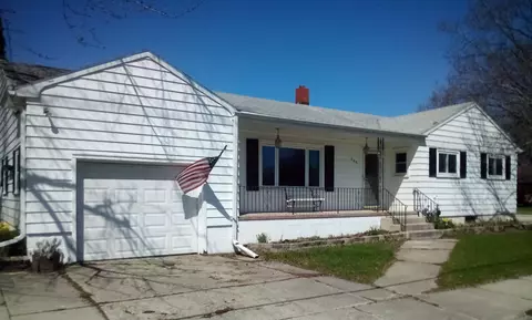 205 S 5th, Reedsville, WI 54230