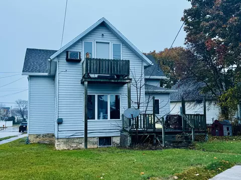 1952 Roosevelt, Two Rivers, WI 54241