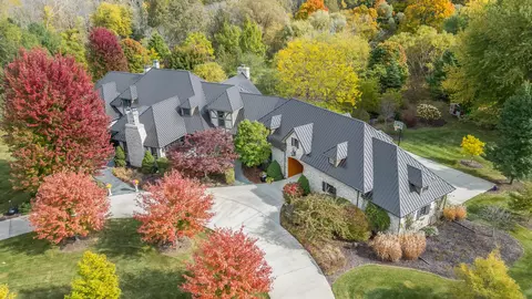 4911 Baronwood, Sheboygan, WI 53083