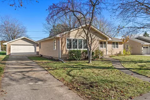 308 S Elmwood, Burlington, WI 53105