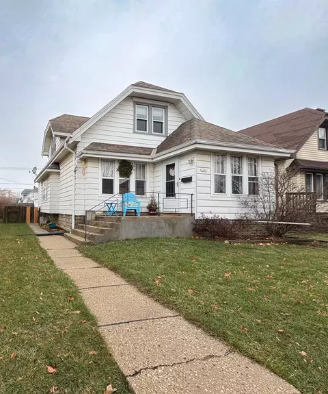 1661 S 55th, West Milwaukee, WI 53214