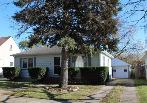 7013 43rd, Kenosha, WI 53142