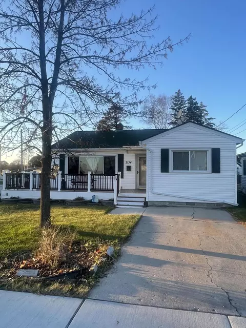 2134 Roosevelt, Two Rivers, WI 54241