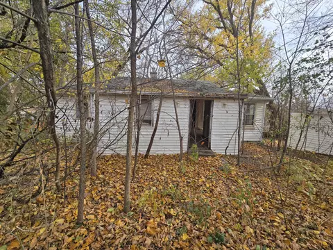 n1482 Clover Road, Bloomfield, WI 53147