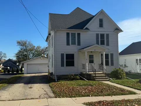 309 York, Beaver Dam, WI 53916
