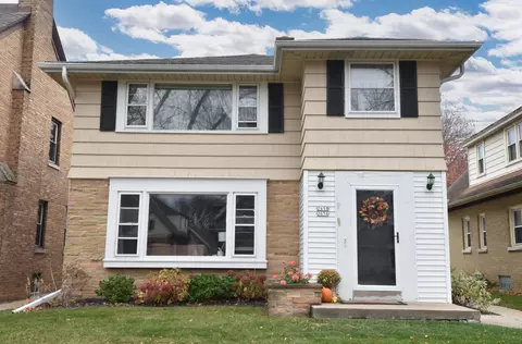 2656 N 68th, Wauwatosa, WI 53213