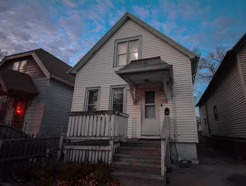 108 E Concordia, Milwaukee, WI 53212