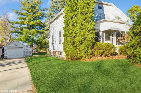 908 E Maple, Horicon, WI 53032