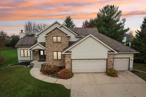 1818 Barrington, Sun Prairie, WI 53590