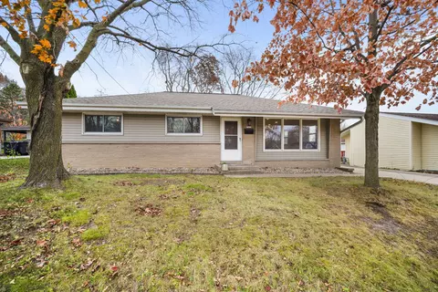 1621 S Grand, Waukesha, WI 53189