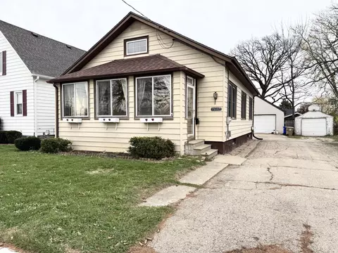 7607 40th, Kenosha, WI 53142