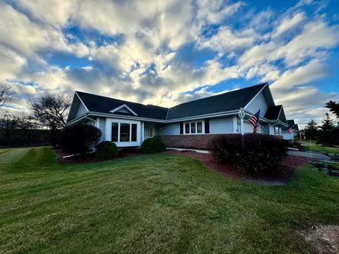 n119w17657 Cove #22, Germantown, WI 53022