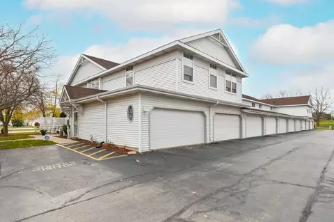 3330 E College #1, Cudahy, WI 53110
