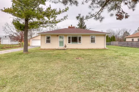 1010 E Fitzsimmons, Oak Creek, WI 53154