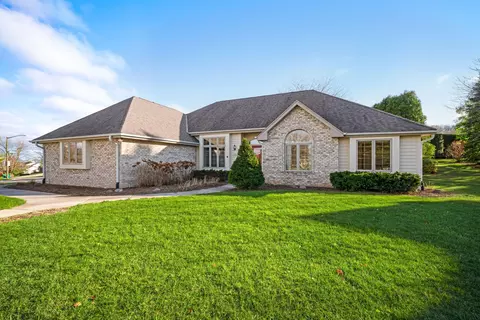 n100w14909 Windsong, Germantown, WI 53022