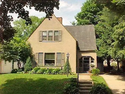 4055 N Downer, Shorewood, WI 53211