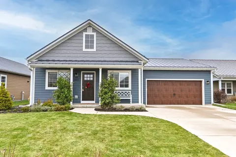 1822 Farm Vw, Grafton, WI 53024