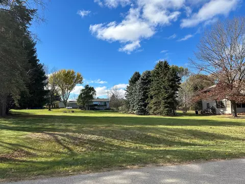 Lt3 Bay, Brooklyn, WI 54941