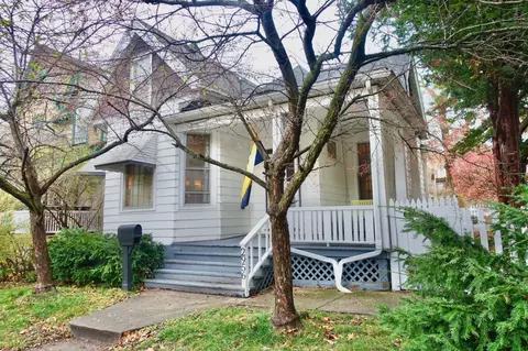 2956 S Delaware, Milwaukee, WI 53207