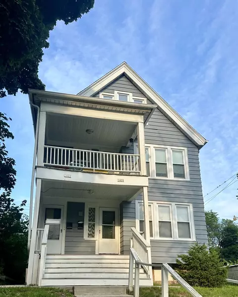 1420 N 48th #1422, Milwaukee, WI 53208