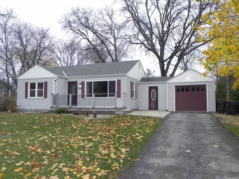 1516 S 165th, New Berlin, WI 53151
