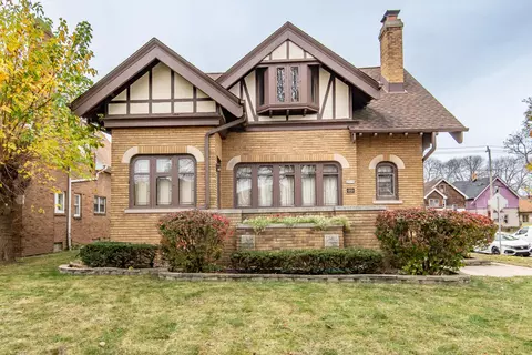 2579 N 47th, Milwaukee, WI 53210