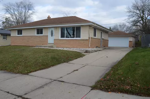 4954 N 108th, Milwaukee, WI 53225