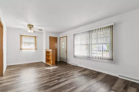 2513 Jean, Racine, WI 53404