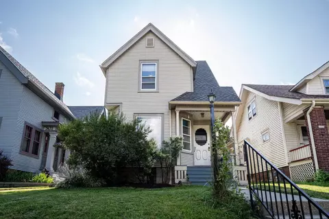3428 N Newhall, Milwaukee, WI 53211