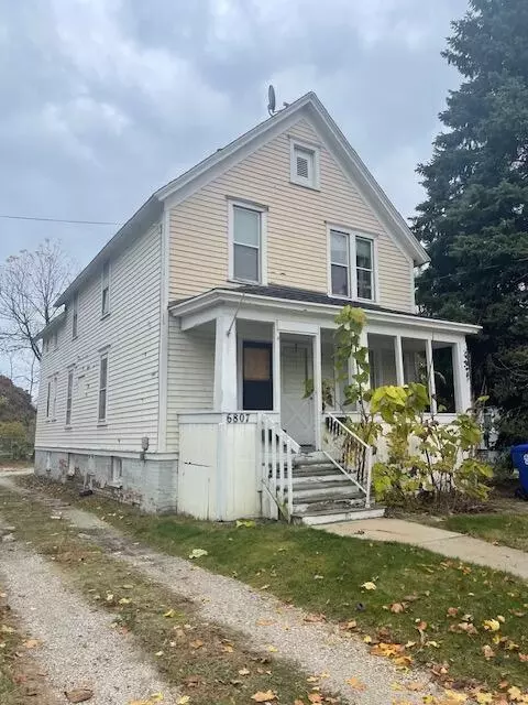 6807 Sheridan, Kenosha, WI 53143