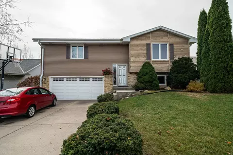 3403 Mediterranean, West Bend, WI 53090
