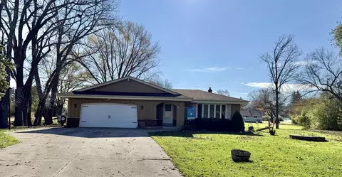 2019 S Rogers, New Berlin, WI 53146