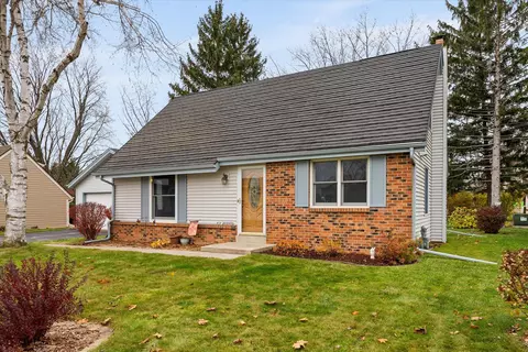 w198n16937 Ridgeway, Jackson, WI 53037