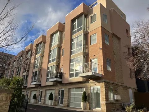 1725 N Palmer #A, Milwaukee, WI 53212