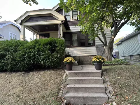 6508 Powell #6508A, Wauwatosa, WI 53213