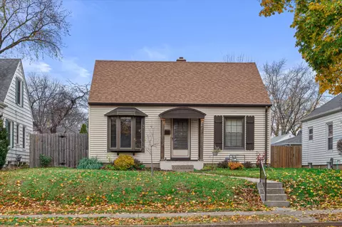 2433 S 65th, West Allis, WI 53219