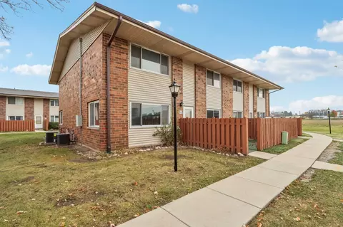 w170s7383 Parkland, Muskego, WI 53150