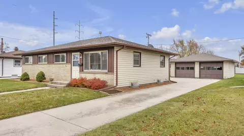 1113 Florida, Sheboygan, WI 53081