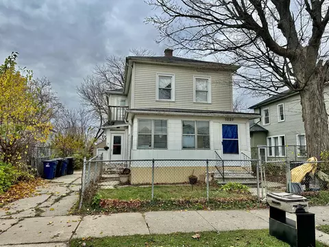 1028 Pearl, Racine, WI 53403
