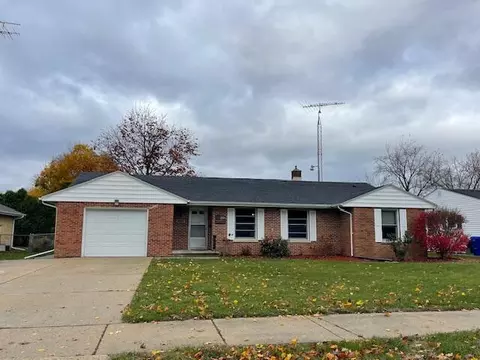 7520 19th, Kenosha, WI 53143