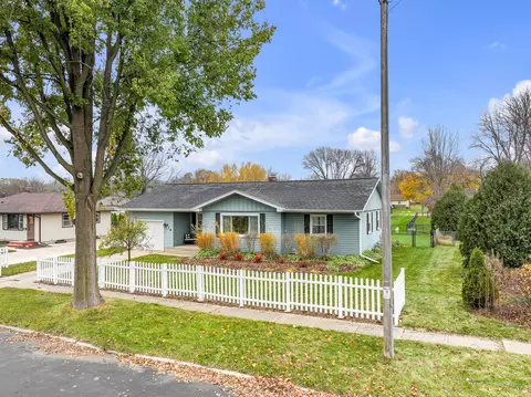 816 W Cramer, Fort Atkinson, WI 53538