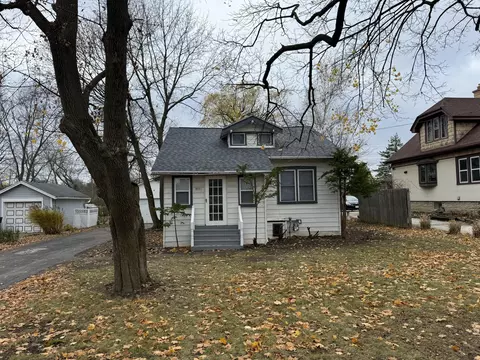 8551 N 42nd, Brown Deer, WI 53209