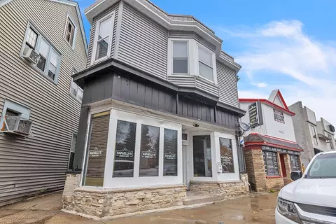 2812 W Forest Home, Milwaukee, WI 53215