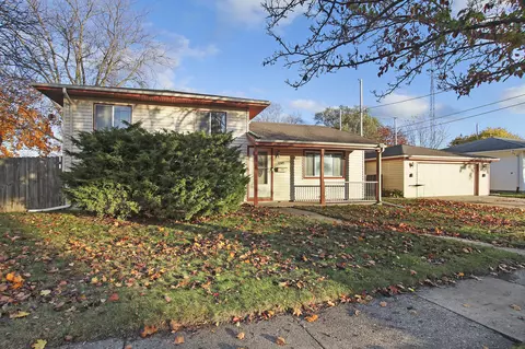 8505 19th, Kenosha, WI 53143